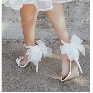 Bridal bow open toe stilettos - never been worn with box